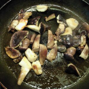 Frying cep mushrooms